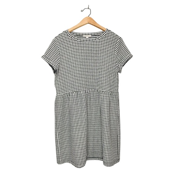 LOFT Dresses & Skirts - Ann Taylor LOFT Classic Black White Plaid Babydoll Mini Dress Petite Small‎
